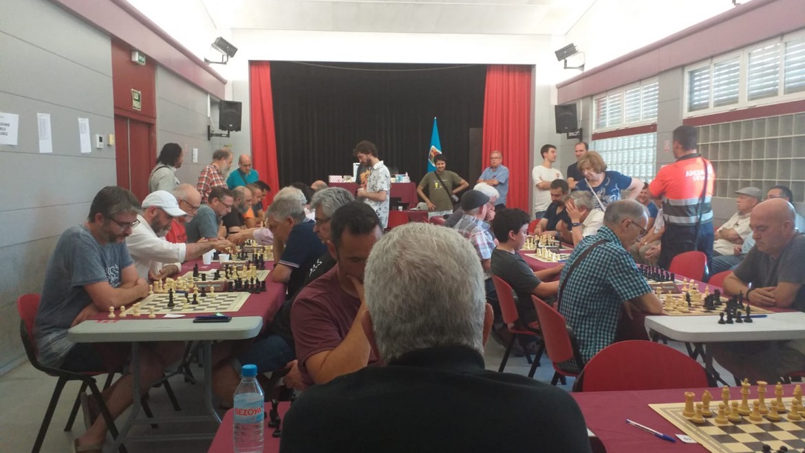 Èxit al I torneig d’escacs